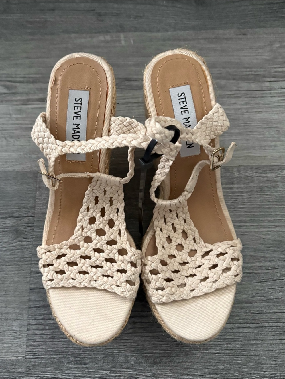 Steve Madden Cream Braided Crochet Wedge Sandals. Women size 7. NWOT